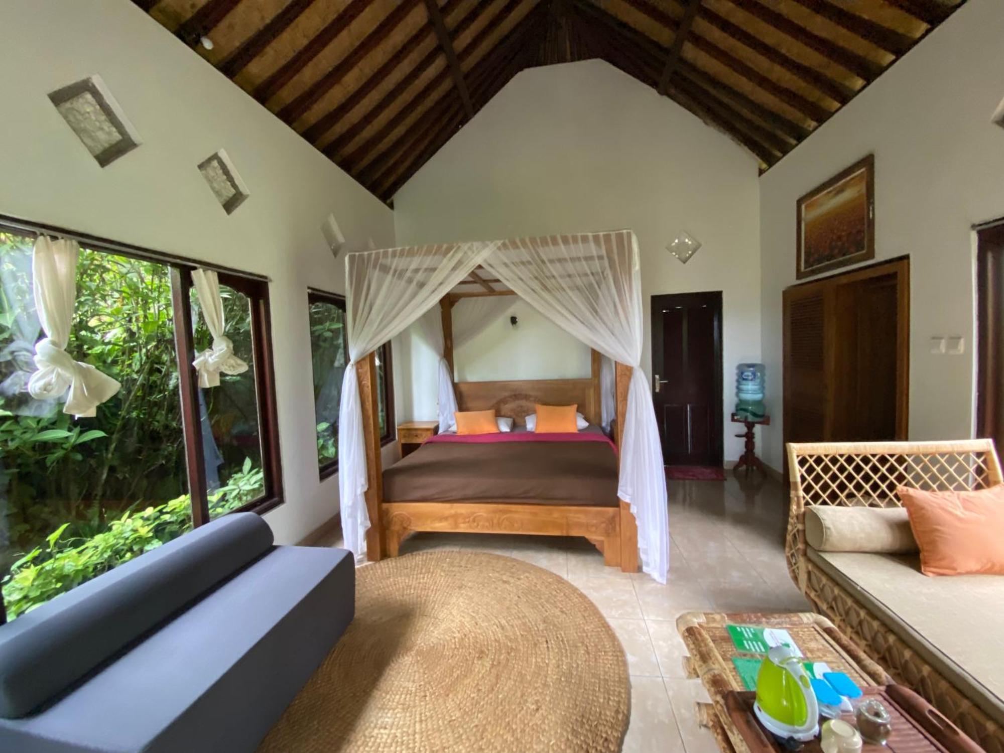 Great Mountain Views Villa Resort Selat Номер фото